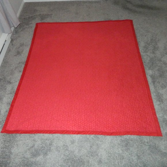 Hello Kitty Twin Size Thick Fleece Quilted Blanket - Picture 13 of 14